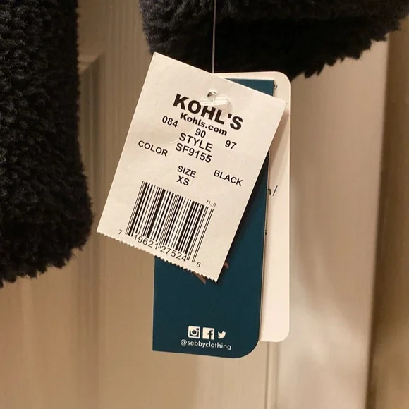 NWT Black Teddy Coat - Picture 3 of 12